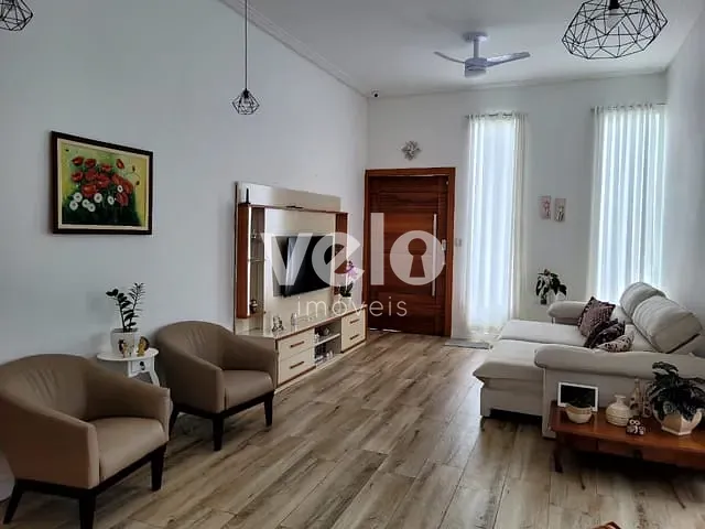 Casa com 300m² 3 quartos e 4 banheiros, à venda, no bairro Itapecirica em Taubaté