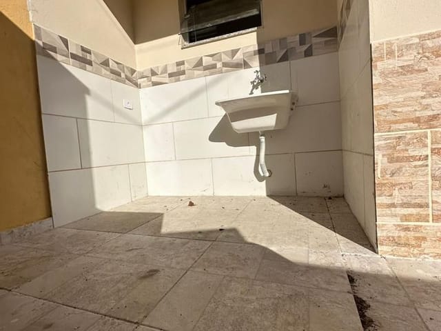 Casa 2 quartos e 1 banheiro, à venda, no bairro Vila Rica em Extrema