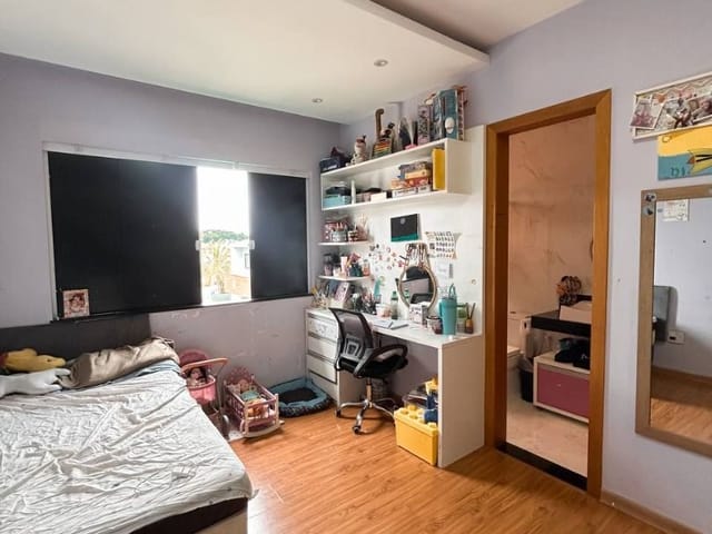 Casa com 330m² 4 quartos e 6 banheiros, à venda, no bairro Vale dos Cristais em Macaé