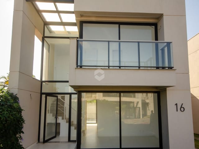 Casa com 263m² 3 quartos e 2 banheiros, à venda, no bairro Recreio dos Bandeirantes em Rio de Janeiro