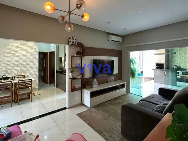 Casa com 204m² 2 quartos e 1 banheiro, à venda, no bairro Vila Brasília em Aparecida de Goiânia