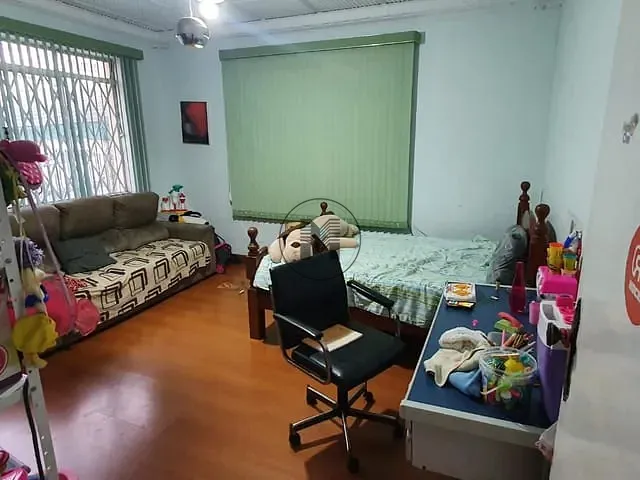 Casa com 360m² 4 quartos e 2 banheiros, à venda, no bairro Alto Sao Joao em Aparecida