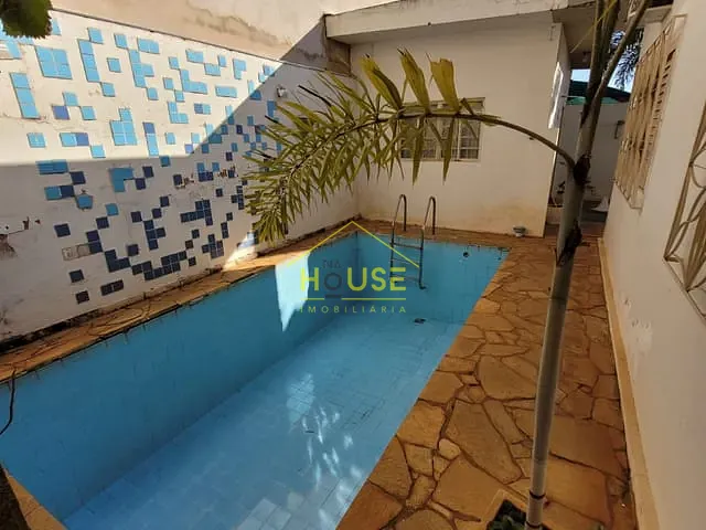 Casa com 420m² 3 quartos e 4 banheiros, à venda, no bairro San Remo em Votuporanga