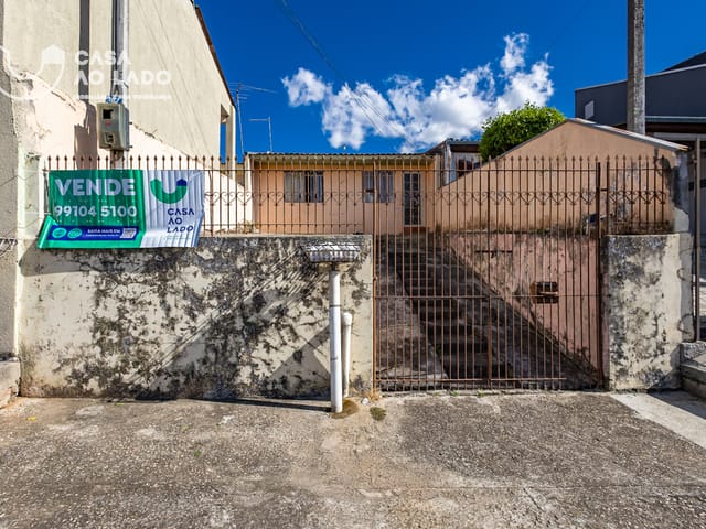 Casa 3 quartos e 1 banheiro, à venda, no bairro Cidade Industrial em Curitiba