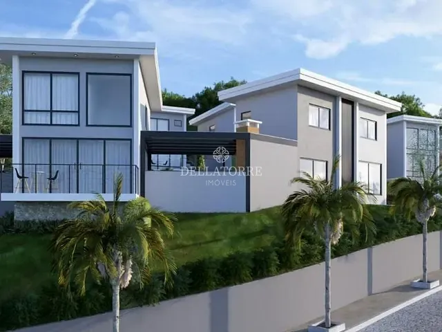 Casa com 114m² 3 quartos e 3 banheiros, à venda, no bairro Golfe em Teresópolis