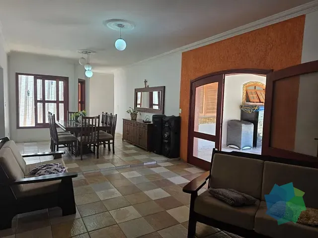 Casa com 772m² 3 quartos e 3 banheiros, à venda, no bairro Jardim D'Icaraí em Salto