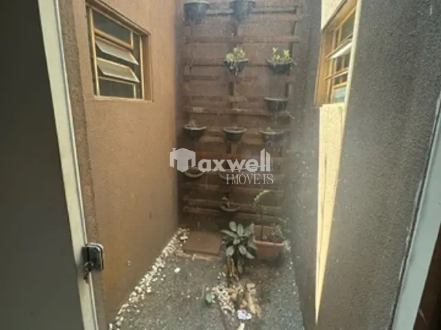 Casa com 187m² 2 quartos e 2 banheiros, à venda, no bairro Independência - 3º Complemento em Aparecida de Goiânia