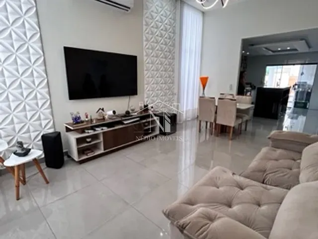 Casa com 407m² 3 quartos e 2 banheiros, à venda, no bairro Itapeba em Maricá