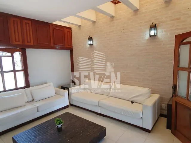 Casa com 510m² 3 quartos e 3 banheiros, para alugar, no bairro Jardim Estoril II em Bauru