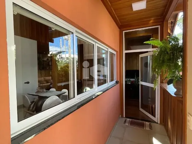 Casa com 420m² 2 quartos e 2 banheiros, à venda, no bairro Residencial Park Solaris em Rolândia