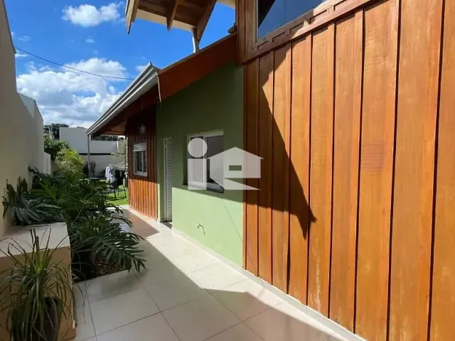 Casa com 420m² 2 quartos e 2 banheiros, à venda, no bairro Residencial Park Solaris em Rolândia
