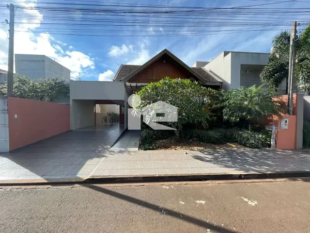 Casa com 420m² 2 quartos e 2 banheiros, à venda, no bairro Residencial Park Solaris em Rolândia