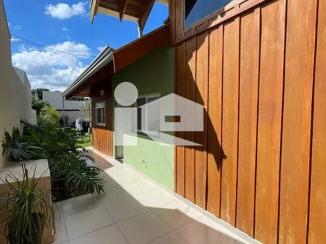 Casa com 420m² 2 quartos e 2 banheiros, à venda, no bairro Residencial Park Solaris em Rolândia