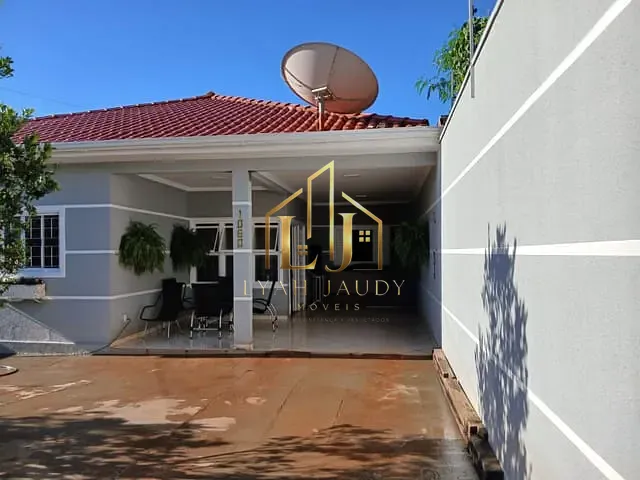 Casa com 272m² 4 quartos e 2 banheiros, à venda, no bairro Bom Clima em Chapada dos Guimarães