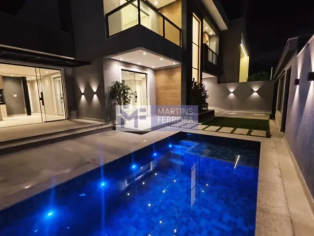 Casa com 290m² 4 quartos e 6 banheiros, à venda, no bairro Vargem Pequena em Rio de Janeiro