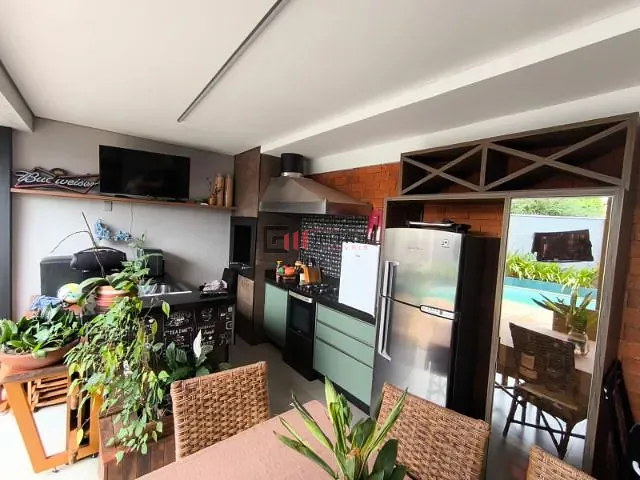 Casa 3 quartos e 2 banheiros, à venda, no bairro Ouro Branco em Londrina