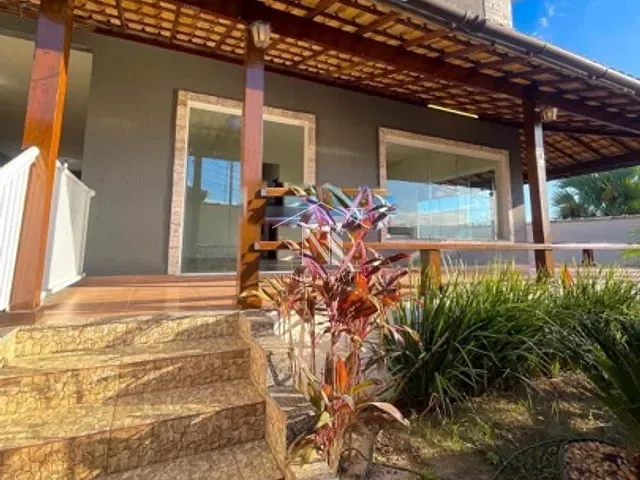 Casa com 360m² 4 quartos e 2 banheiros, à venda, no bairro Araçatiba em Maricá
