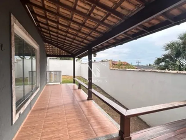 Casa com 360m² 4 quartos e 2 banheiros, à venda, no bairro Araçatiba em Maricá
