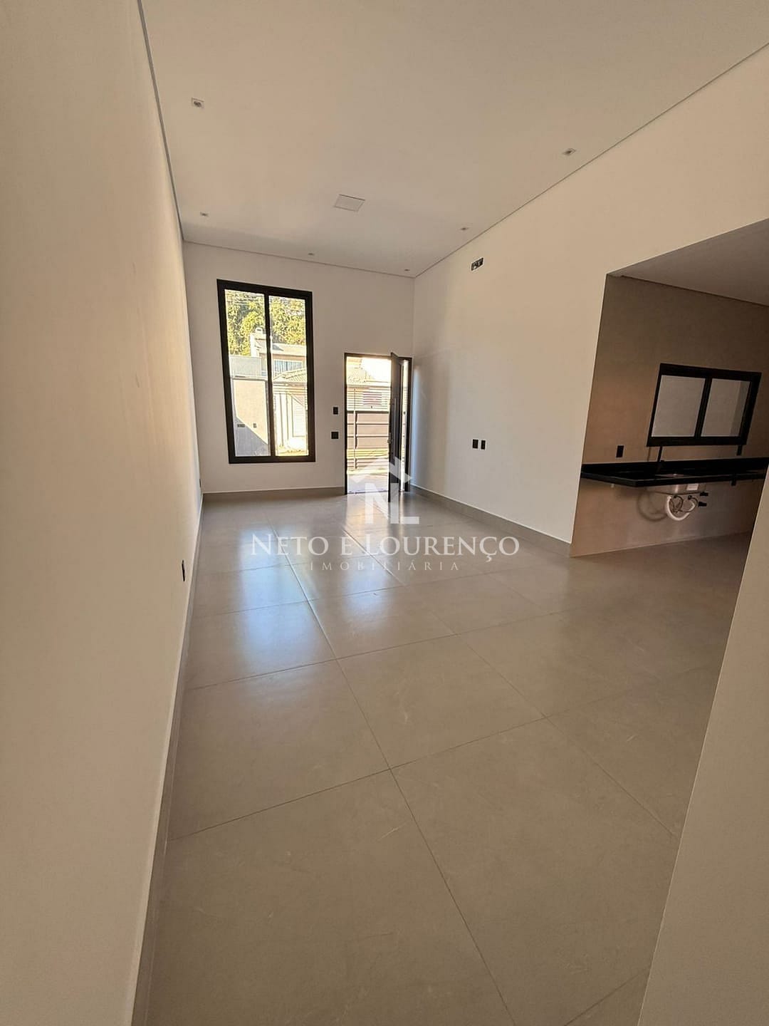 Casa à venda com 3 quartos, 120m² - Foto 3