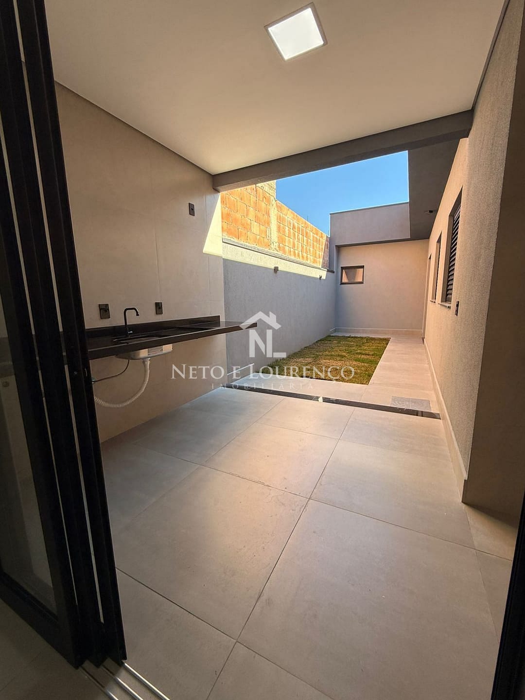 Casa à venda com 3 quartos, 120m² - Foto 15