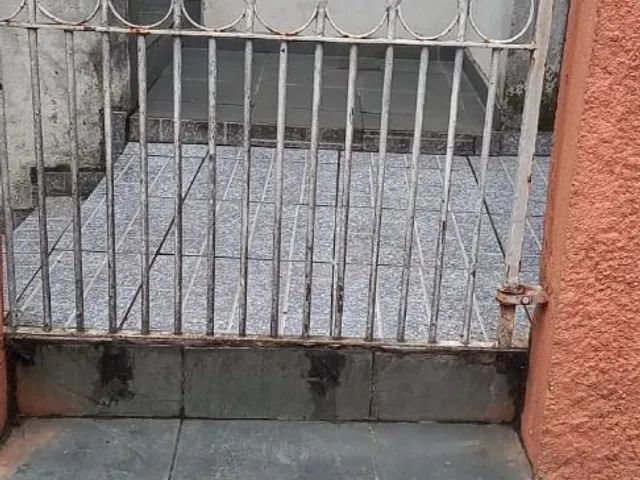 Casa com 125m² 1 quarto e 1 banheiro, para alugar, no bairro Vila Remo em São Paulo