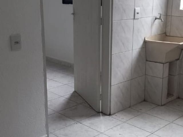 Casa com 125m² 1 quarto e 1 banheiro, para alugar, no bairro Vila Remo em São Paulo