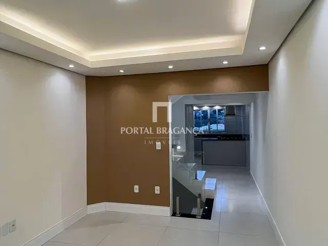 Casa com 60m² 2 quartos e 3 banheiros, à venda, no bairro Jardim Recreio em Bragança Paulista