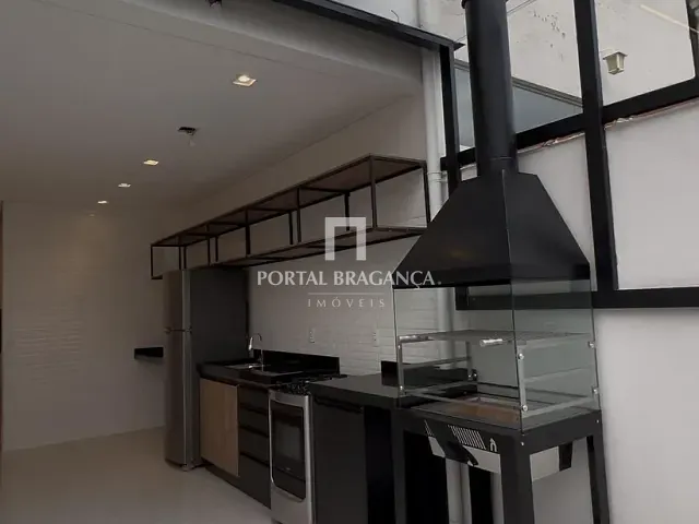 Casa com 60m² 2 quartos e 3 banheiros, à venda, no bairro Jardim Recreio em Bragança Paulista