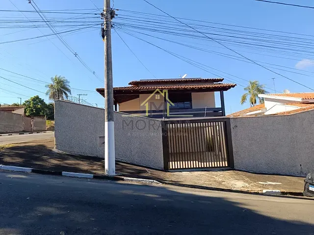 Casa com 200m² 3 quartos e 2 banheiros, para alugar, no bairro Jardim Agenor de Lima em Guaxupé
