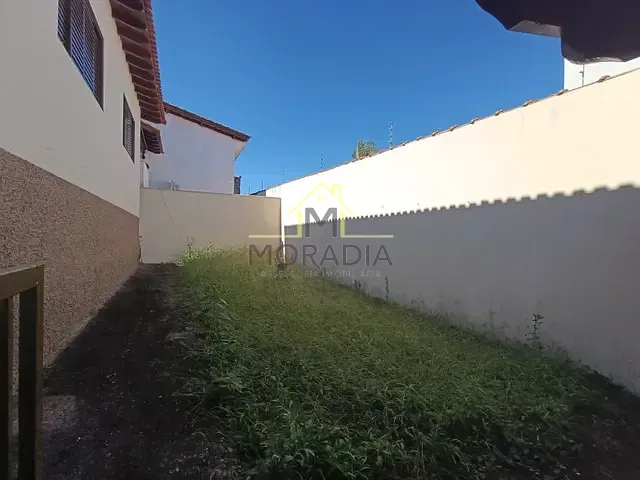 Casa com 200m² 3 quartos e 2 banheiros, para alugar, no bairro Jardim Agenor de Lima em Guaxupé