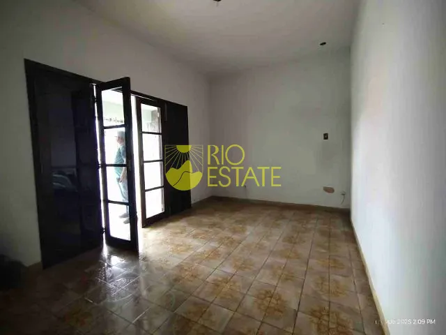 Casa com 100m² 3 quartos e 1 banheiro, à venda, no bairro Siderópolis em Volta Redonda