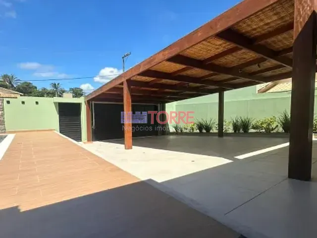 Casa com 540m² 4 quartos e 5 banheiros, à venda, no bairro Nossa Senhora da Vitória em Ilhéus