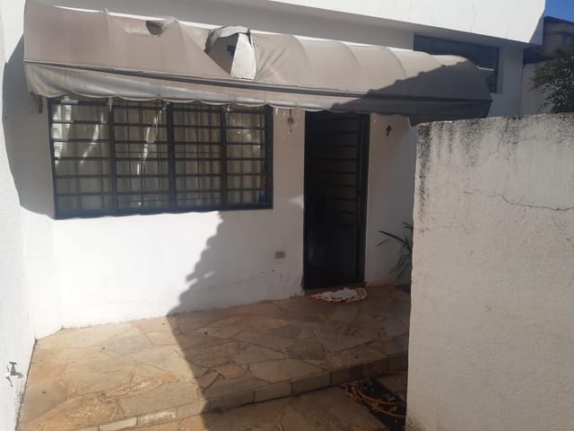 Casa com 230m² 2 quartos e 1 banheiro, à venda, no bairro Jardim Bela Vista em São João da Boa Vista
