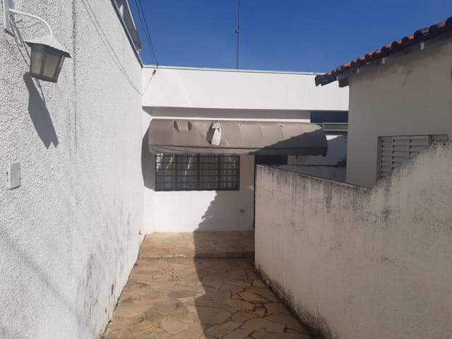 Casa com 230m² 2 quartos e 1 banheiro, à venda, no bairro Jardim Bela Vista em São João da Boa Vista