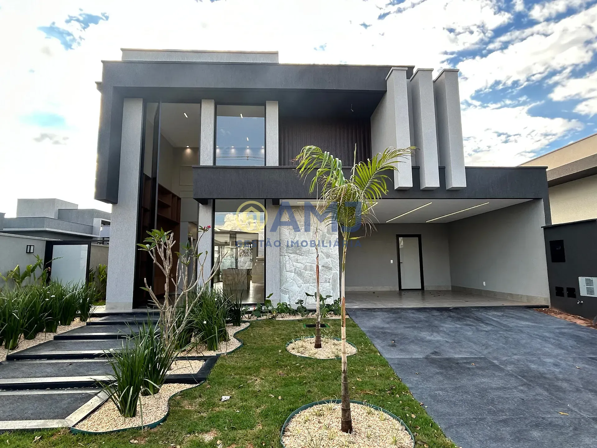 Casa, 3 quartos, 160 m² - Foto 1