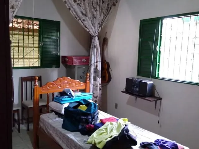 Casa com 282m² 2 quartos e 1 banheiro, à venda, no bairro Jardim do Vale em Guaratinguetá