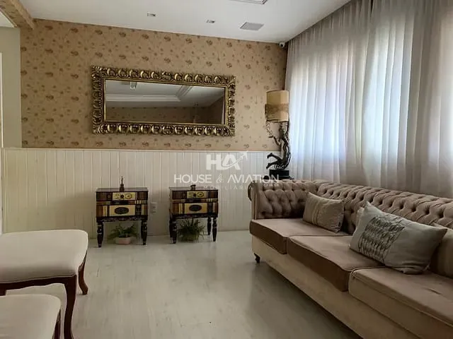 Casa com 213m² 4 quartos e 5 banheiros, à venda, no bairro Residencial Porto Seguro em Goiânia