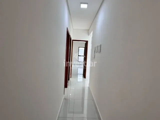 Casa 3 quartos e 2 banheiros, à venda, no bairro Serrotão em Campina Grande