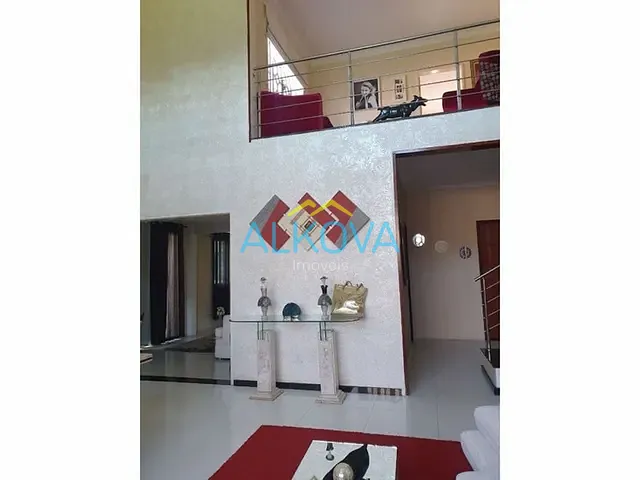 Casa com 500m² 5 quartos e 5 banheiros, à venda, no bairro Village das Flores em Caçapava