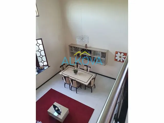 Casa com 500m² 5 quartos e 5 banheiros, à venda, no bairro Village das Flores em Caçapava