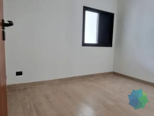 Casa com 175m² 3 quartos e 2 banheiros, à venda, no bairro Loteamento Terras de São Pedro e São Paulo em Salto