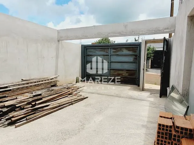 Casa com 138m² 2 quartos e 2 banheiros, à venda, no bairro Residencial Araucária em Apucarana