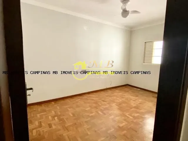 Casa com 300m² 3 quartos e 2 banheiros, à venda, no bairro Jardim Campos Elíseos em Campinas