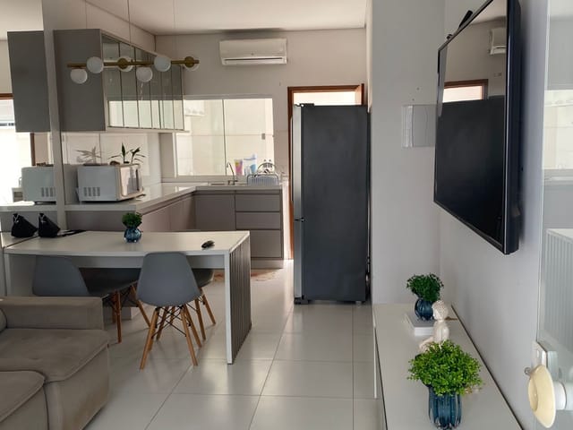 Casa com 100m² 2 quartos e 2 banheiros, à venda, no bairro Residencial Deville em Sinop