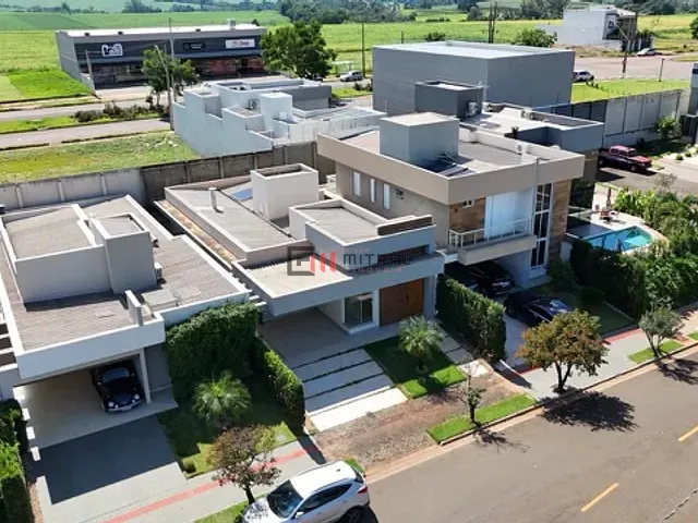 Casa 3 quartos e 2 banheiros, à venda, no bairro Conjunto Habitacional Alexandre Urbanas em Londrina