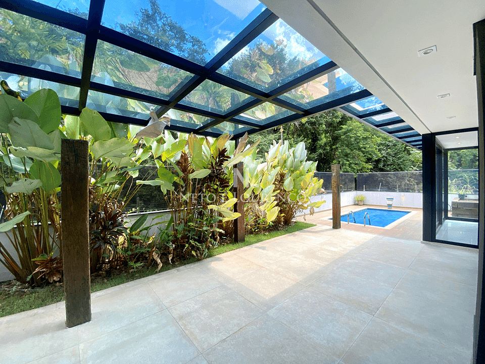 Casa, 3 quartos, 328 m² - Foto 1