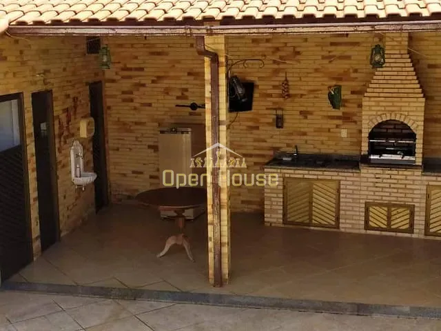 Casa 3 quartos e 4 banheiros, à venda, no bairro Jardim Belvedere em Volta Redonda