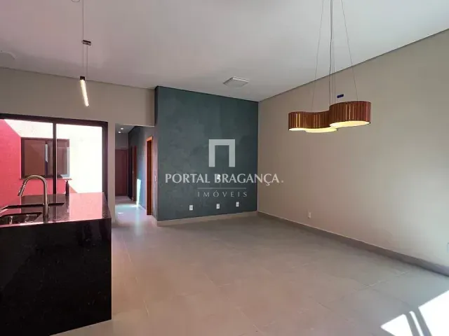 Casa com 140m² 3 quartos e 2 banheiros, à venda, no bairro Villa Verde Bragança em Bragança Paulista