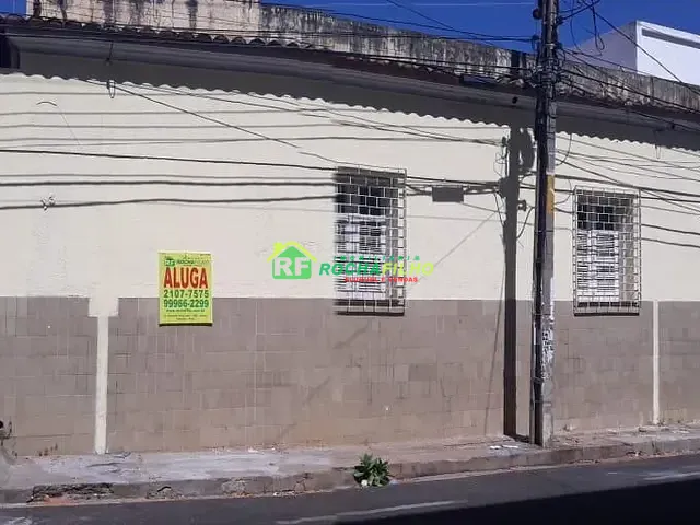 Casa com 162m², à venda ou para alugar, no bairro Centro em Teresina