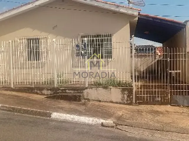 Casa com 250m² 2 quartos e 1 banheiro, para alugar, no bairro Parque dos Municípios II em Guaxupé